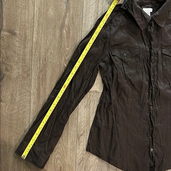 CHICO’S Crinkled Look Women’s Brown Button Down Blouse - Picture 5 of 5